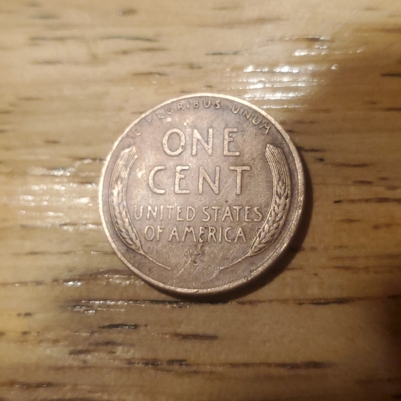 Penny - Picture 2 of 4